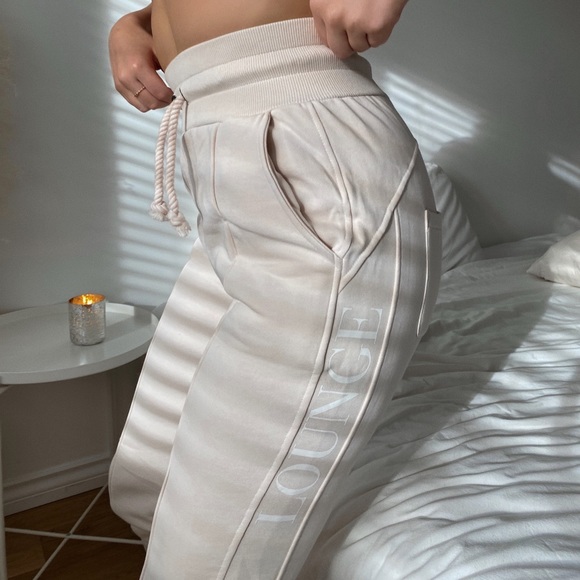 loungewear Pants - Loungewear cream cord joggers